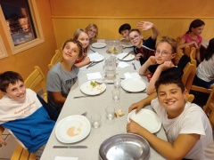 resized_20230928_192202 resized_20230928_192202